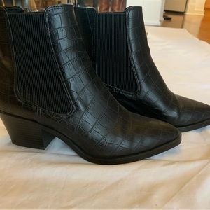 Croc Cowboy Booties Size 39